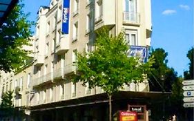 Kyriad Vichy Centre Hotel Restaurant